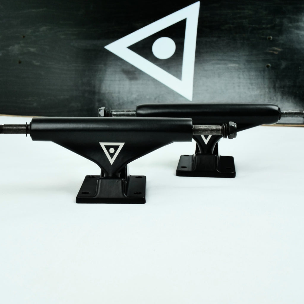 Jungle Skateboard Trucks – Pair – view 1
