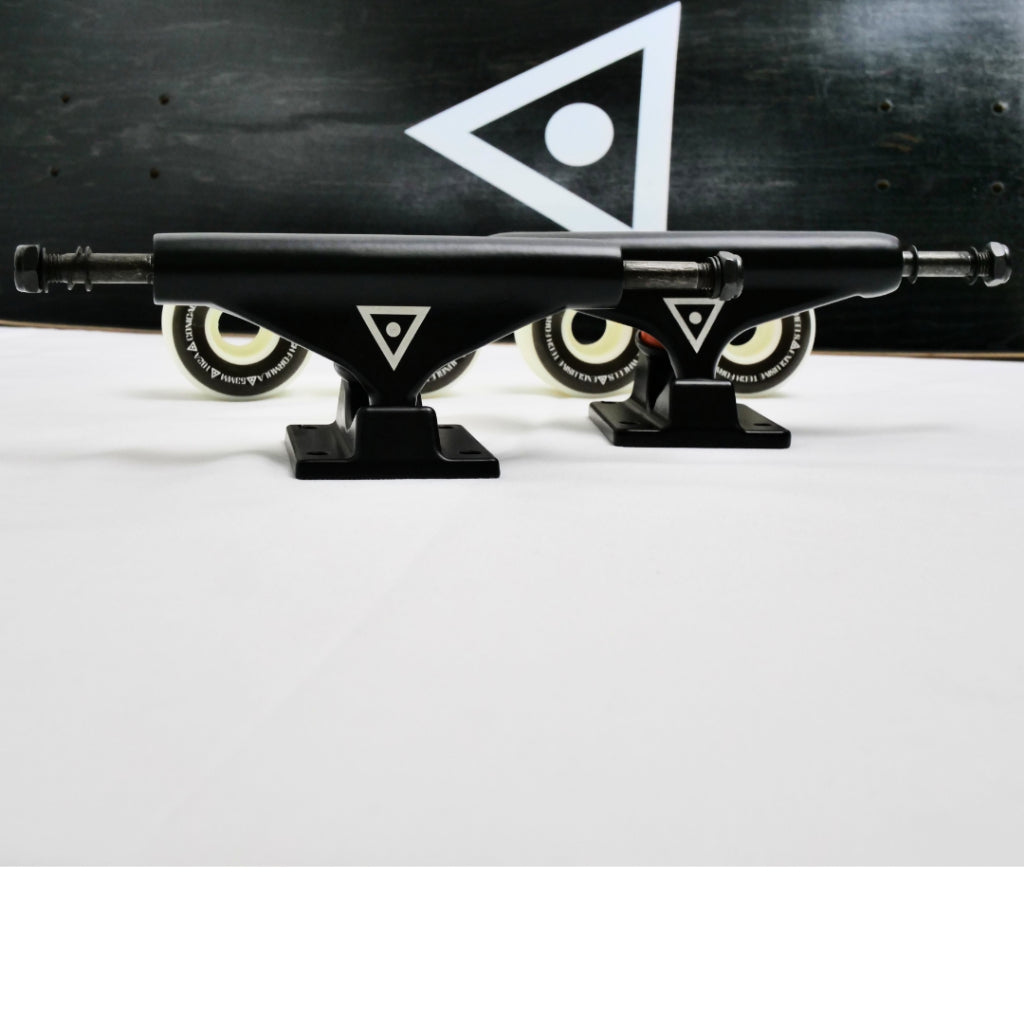 Jungle Skateboard Trucks – Pair – 5.25"